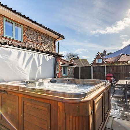 Host & Stay - Sand Pit Cottage Thorpe Market Bagian luar foto