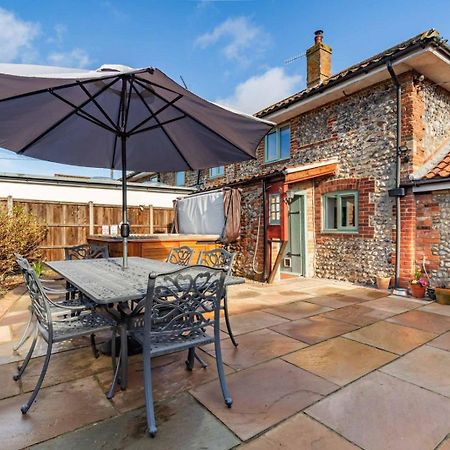 Host & Stay - Sand Pit Cottage Thorpe Market Bagian luar foto
