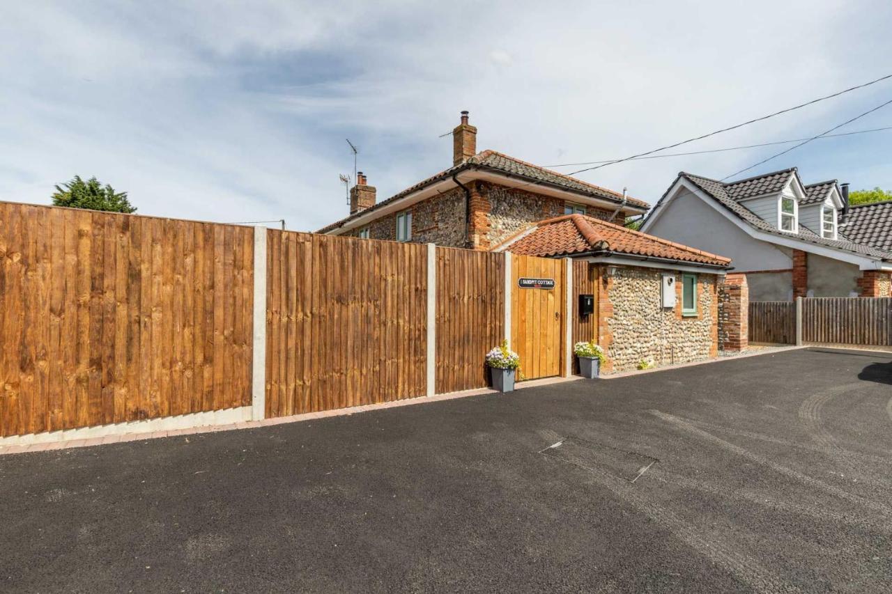 Host & Stay - Sand Pit Cottage Thorpe Market Bagian luar foto