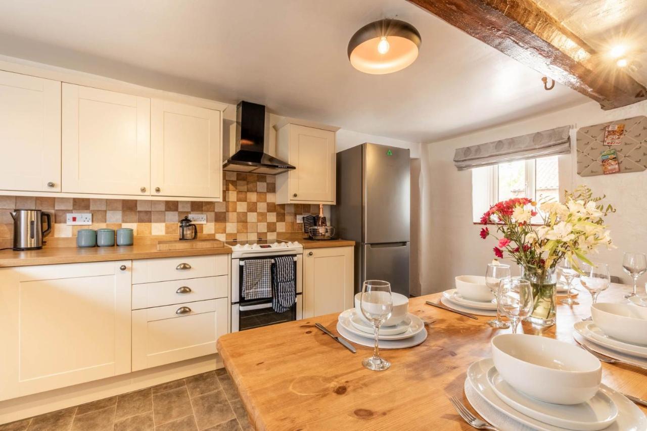Host & Stay - Sand Pit Cottage Thorpe Market Bagian luar foto