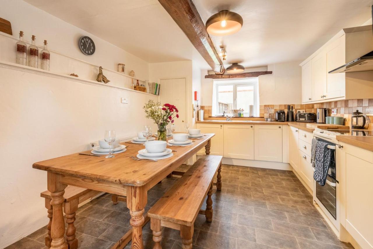 Host & Stay - Sand Pit Cottage Thorpe Market Bagian luar foto