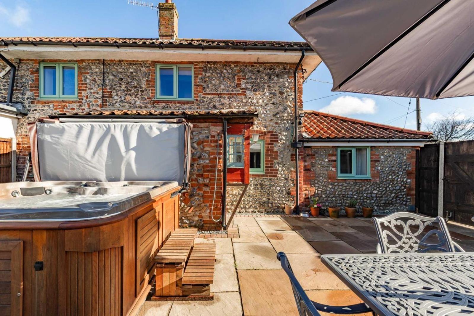 Host & Stay - Sand Pit Cottage Thorpe Market Bagian luar foto
